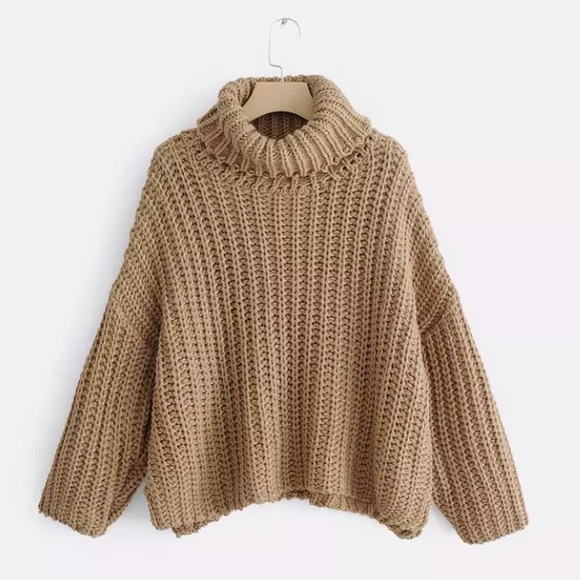 Chunky Camel Knit Turtleneck Pullover Sweater - Picture 3 of 6